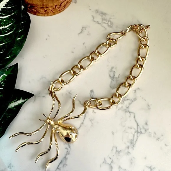 Zara Golden Bejeweled Spider Necklace Halloween Special Collection Statement NEW - Picture 12 of 14